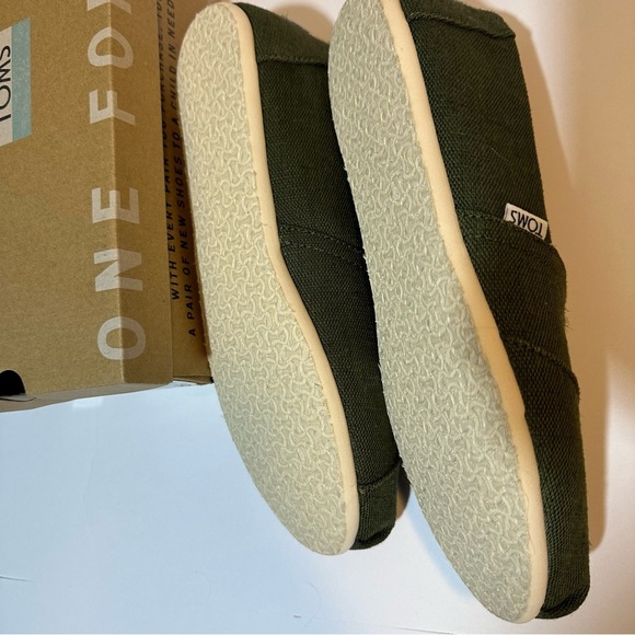TOMS Classic Heritage Canvas Pine Green NIB - Picture 3 of 5